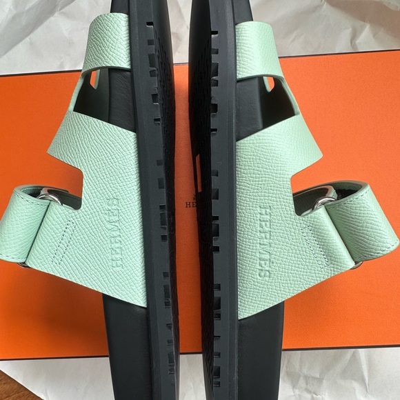 Hermes Authentic brand new Chypre Epsom Women’s Sandals 37 Vert Jade (6C) - Picture 10 of 13